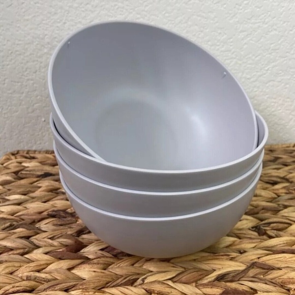 NEW (24) Room Essentials 37oz. Gray Plastic Cereal Bowls One box of 24 bowls - Picture 1 of 6